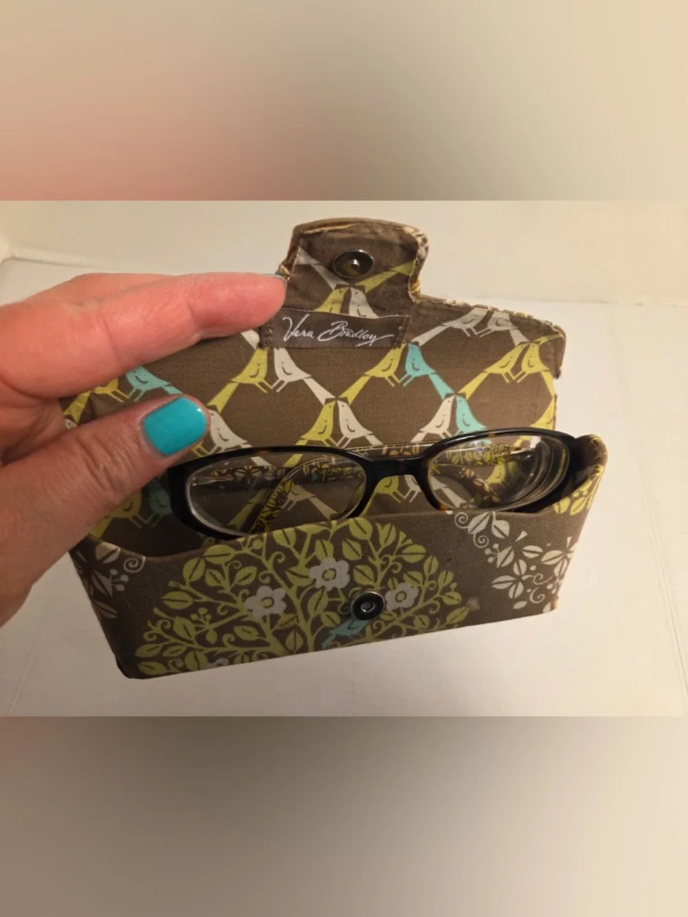 Vera Bradley Hard Glasses Case And Reader Set